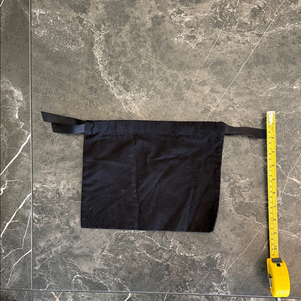 Creed Authentic Black dustbag Pouch with Gold Logo - Picture 3 of 3